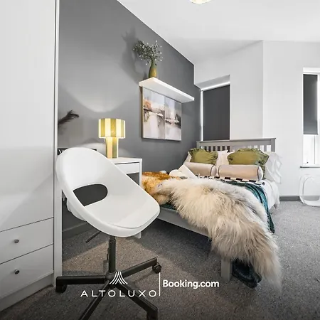 Ferienhaus Inviting Deluxe Ideal For Group Family By Altoluxo