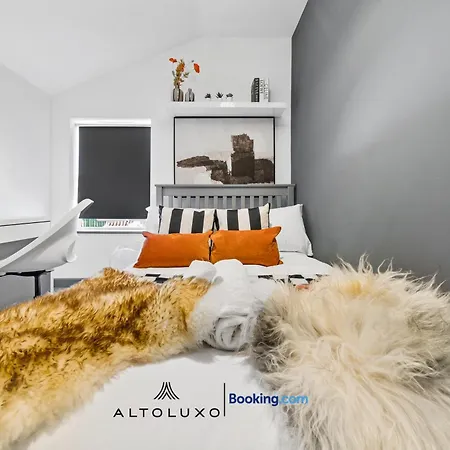 Inviting Deluxe Ideal For Group Family By Altoluxo