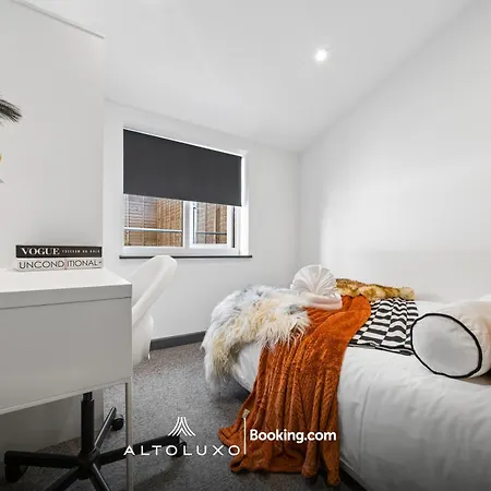 Inviting Deluxe Ideal For Group Family By Altoluxo