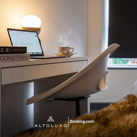 Inviting Deluxe Ideal For Group Family By Altoluxo *